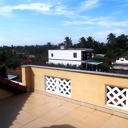Chat Inn Homestay Хойан Экстерьер фото