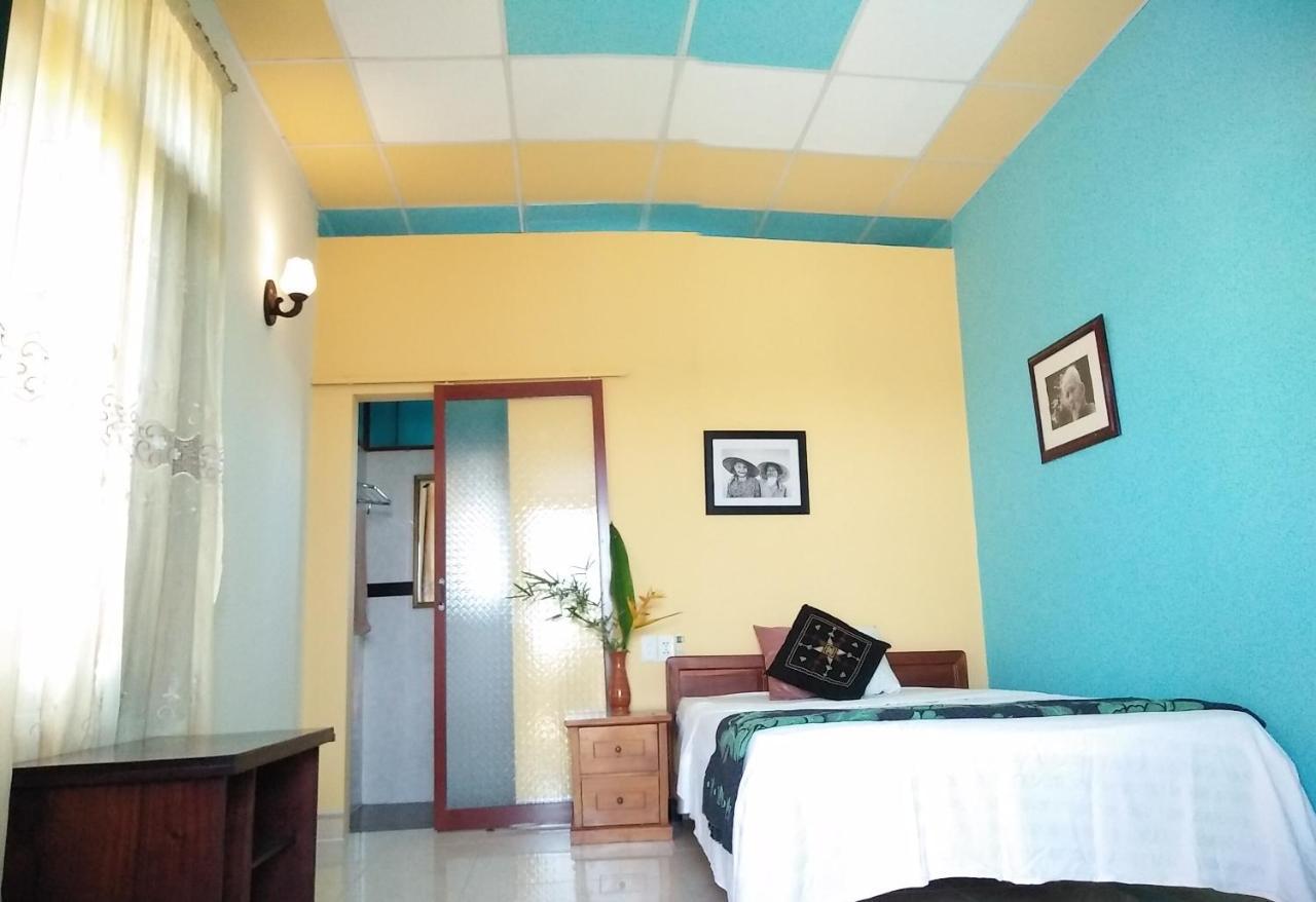 Chat Inn Homestay Хойан Экстерьер фото